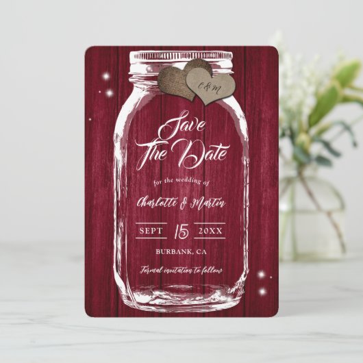 Rustieke Bourgondische Mason Jar Wood Fall Wedding Save The Date (Staand voorkant)