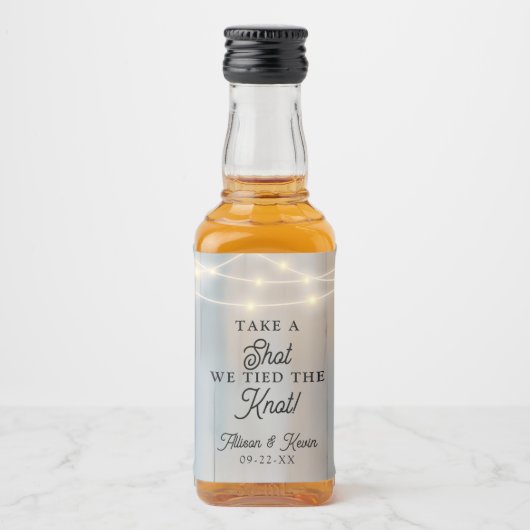 Rustieke bruiloft gunst een schot dat we de knoop likeurfles etiket (Voorkant)