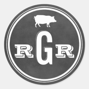 Rustieke Bruiloft Monogram Zwart Krijtbord BBQ Ronde Sticker