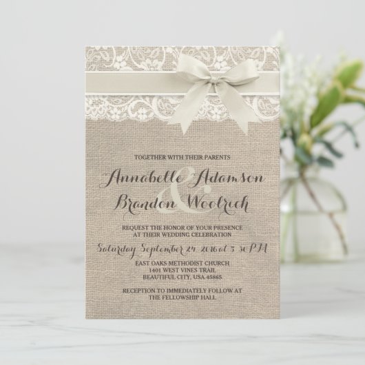 Rustieke bruiloft uitnodiging | Burlap Lace Bow Lo (Staand voorkant)