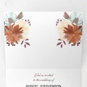Rustieke Bruine Bloemen Custom Wedding Drieluik Uitnodiging (Binnenzijde eerst)