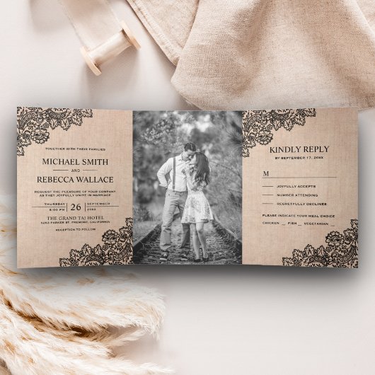 Rustieke Burlap en Black Lace Trouwfoto Drieluik Uitnodiging