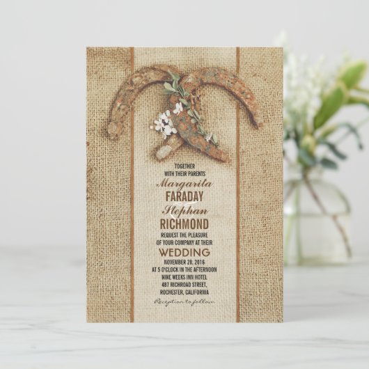 Rustieke Burlap Huwelijksuitnodiging met Hoefijzer Kaart (Staand voorkant)