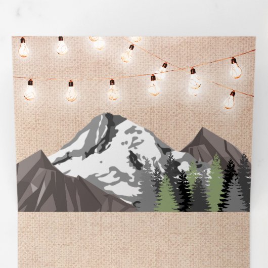 Rustieke Burlap Mountain Forest String Light Weddi Drieluik Uitnodiging (Binnenzijde eerst)