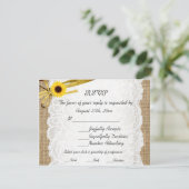 Rustieke Burlap Zonnebloem Lace Wedding RSVP Kaart (Staand voorkant)