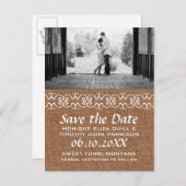 Rustieke Calligraphic Faux Burlap Save the Date Aankondigingskaart (Voorkant / Achterkant)