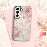 Rustieke Cottage stijl Rozen op oud hout w / naam Samsung Galaxy Hoesje<br><div class="desc">Charmante rustieke huisje stijl pastel roze rozen en licht salie gebladerte op oude verweerde houten textuur met bewerkbare tekstveld voor uw aangepaste naam of monogram.</div>