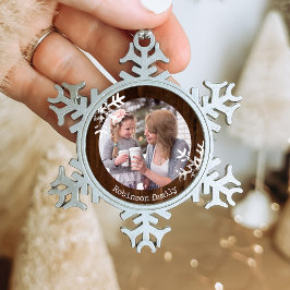 Rustieke donkere houten sneeuwvlok op maat gemaakt tin sneeuwvlok ornament