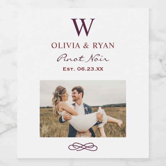 Rustieke donkerrode bruiloft monogram foto wijn etiket (Enkel label)