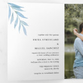 Rustieke Dusty Blue Botanische Foto Elegante Huwel Drieluik Uitnodiging (Binnenzijde eerst)