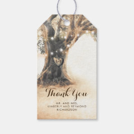 Rustieke eiken boom en gesneden hart bruiloft cadeaulabel