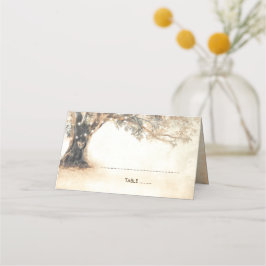 Rustieke eiken boom en gesneden hart bruiloft plaatskaartje