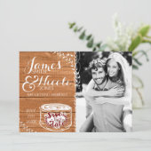 Rustieke eikenhouten hartstomp foto save the date kaart (Staand voorkant)