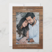 Rustieke Elegante Kalligrafie Houten Bruiloft Kaart (Achterkant)