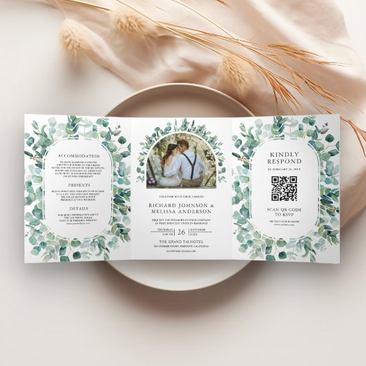 Rustieke Eucalyptus Foto All in One QR Code Trouwe Drieluik Uitnodiging