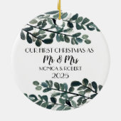 Rustieke Eucalyptus Keepsake Eerste Kerstdag Keramisch Ornament (Achterkant)