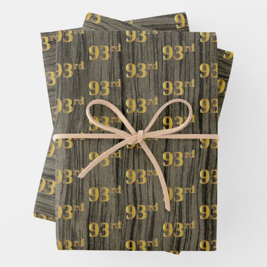 Rustieke Faux Wood Grain, Elegant Faux Gold "93rd" Inpakpapier Vel (In situ)