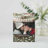 Rustieke foto save the date | groene bruiloft aankondigingskaart (Staand voorkant)