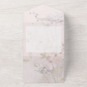 Rustieke gedempte wilde bloemen op Blush Pink QR-c All In One Uitnodiging (Buitenkant)
