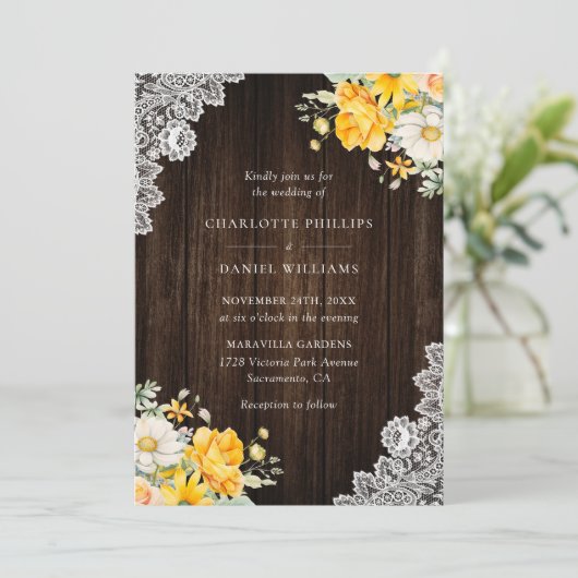 Rustieke gele perzik witte bloemenbruiloft kaart (Staand voorkant)