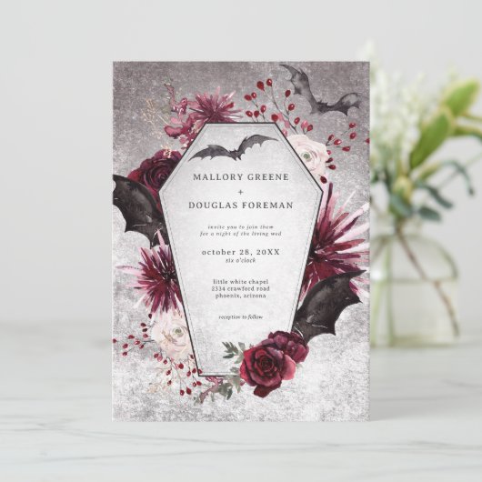 Rustieke Gotische Zwarte Bourgondische Halloween T Kaart (Staand voorkant)