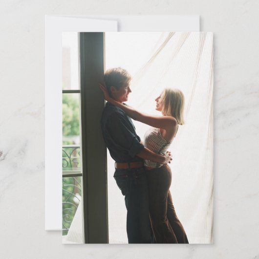 Rustieke groene elegante gouden boog foto bruiloft save the date (Achterkant)