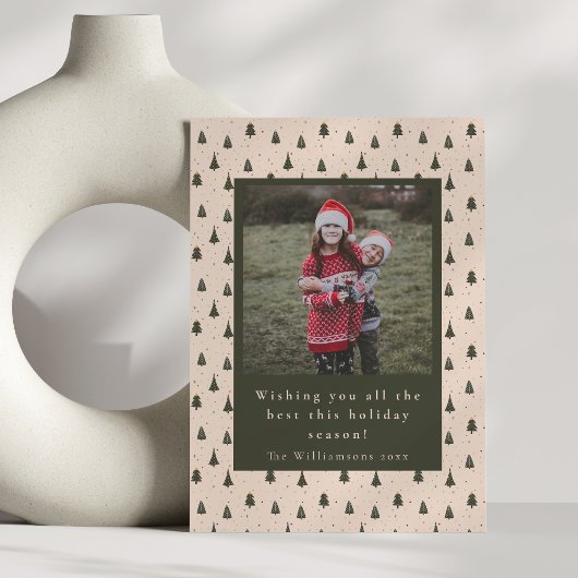 Rustieke groene kerstbomen twee foto verticaal feestdagenkaart