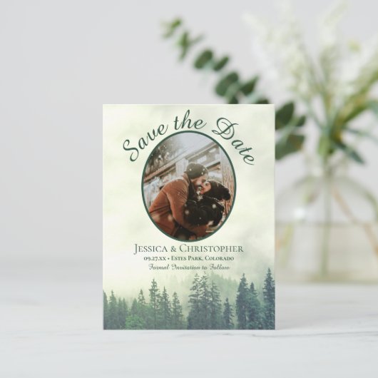 Rustieke Groene Pine Bruiloft Save the Date Oval F Aankondigingskaart (Staand voorkant)