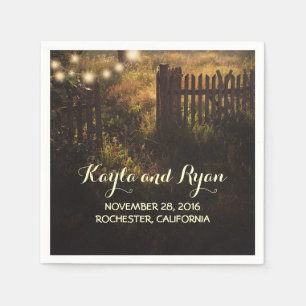 rustieke hek en string verlichting land bruiloft servet