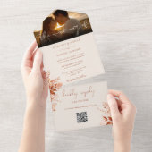 Rustieke herfst Herfst Floral QR code bruiloft fot All In One Uitnodiging (Afscheurbaar)