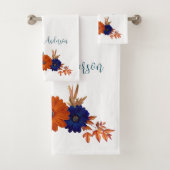 Rustieke Herfst Oranje Navy Blauwe Bloemen Bad Handdoek (Insitu)