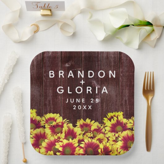 Rustieke herfst Zonnebloemen op hek Bruiloft Papieren Bordje (Huwelijk)
