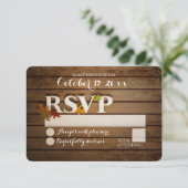 Rustieke herfstblad RSVP Bruiloft Kaartje (Staand voorkant)