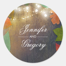 Rustieke herfstbladeren en houten bruiloft