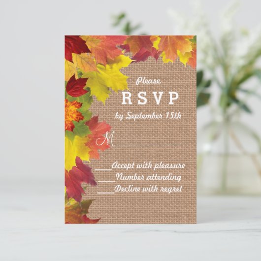 Rustieke Herfstbladeren Jute Bruiloft RSVP (Staand voorkant)