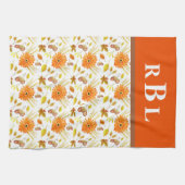 Rustieke herfstoogst Sinaasappel bloemmonogram Theedoek (Horizontaal)