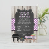 Rustieke Hout Couples Baby Q Spetterfeest Kaart (Staand voorkant)