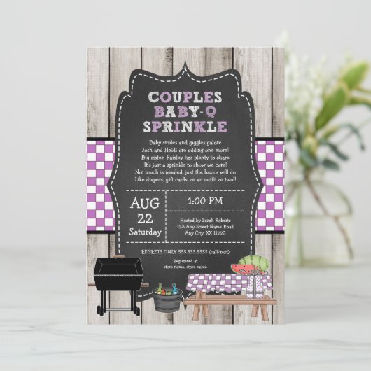 Rustieke Hout Couples Baby Q Spetterfeest Kaart (Staand voorkant)