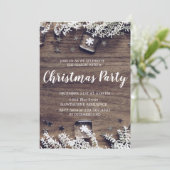 Rustieke hout sneeuwvlokken Kerstmis Party uitnodi Kaart (Staand voorkant)