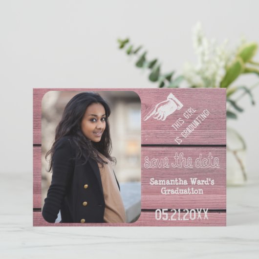 rustieke houten Afstuderen foto Sla de datum Kaart (Staand voorkant)