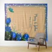 Rustieke houten blauwe bloemen vlinder achtergrond wandkleed (In Situ (horizontaal))