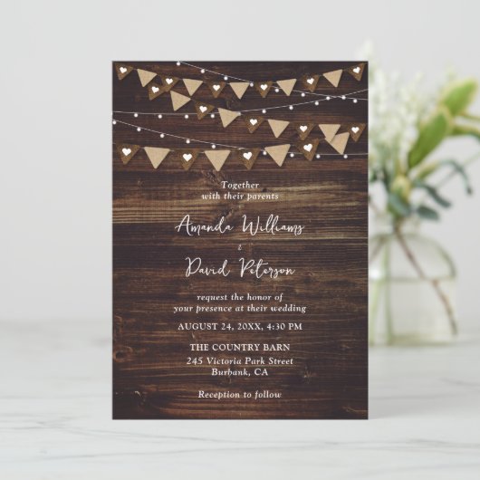 Rustieke houten burlap string verlichting bruiloft kaart (Staand voorkant)