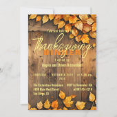 Rustieke houten herfstbladeren Thanksgiving-diner Kaart (Voorkant)