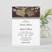 Rustieke houten jute en kant bruiloft uitnodiging (Staand voorkant)