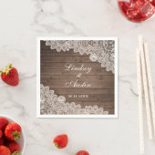 Rustieke houten kant gepersonaliseerde bruiloft servet (Insitu)