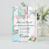 Rustieke Houten Mason Jar Shabby Bruiloft Uitnodig Kaart (Staand voorkant)