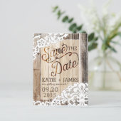 Rustieke houten planken en kant Save the Date Aankondigingskaart (Staand voorkant)