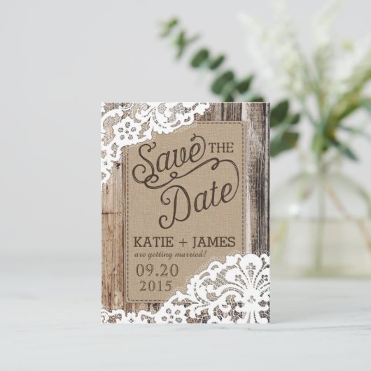 Rustieke houten planken en kant Save the Date Aankondigingskaart (Staand voorkant)
