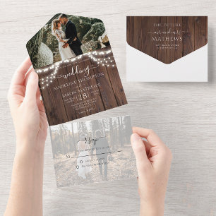 Rustieke houten slingerlichten Foto RSVP Trouwen All In One Uitnodiging