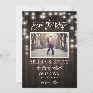 Rustieke houten slingerlichten foto Save the Date Kaart